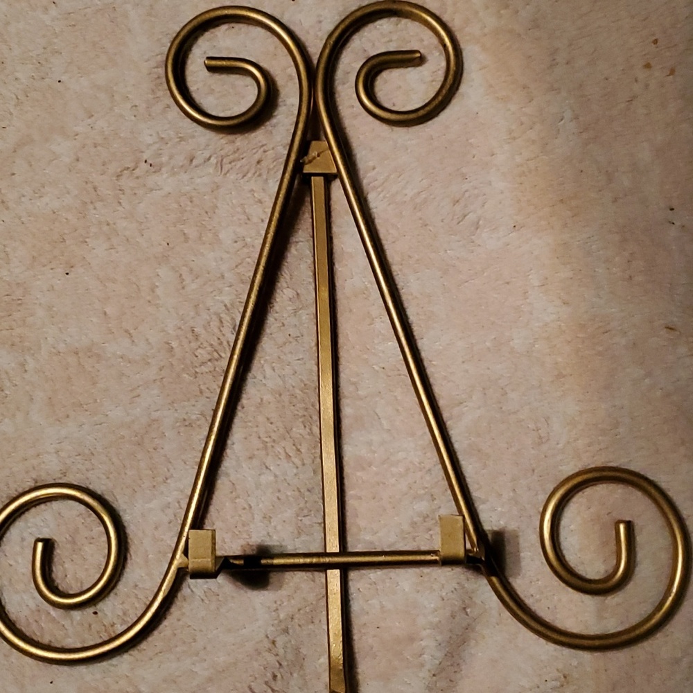Brass easel photo holder/art display